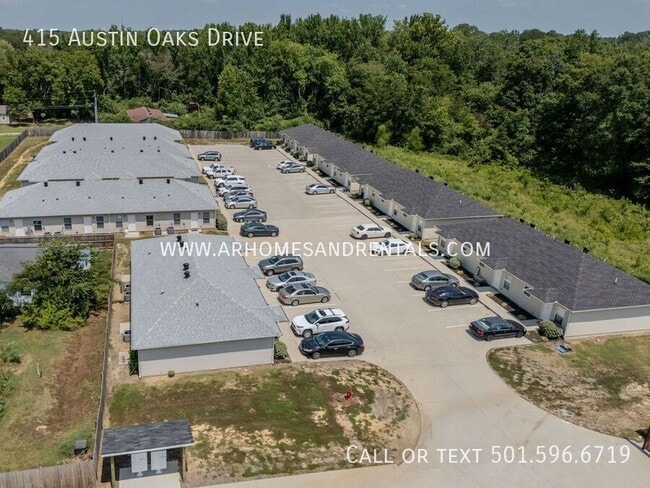 Building Photo - 415 Austin