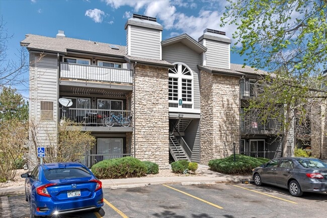 Building Photo - 2575 S Syracuse Way