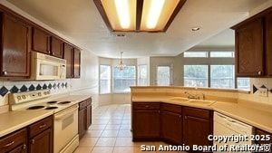 Building Photo - 6107 Lakeview Ct