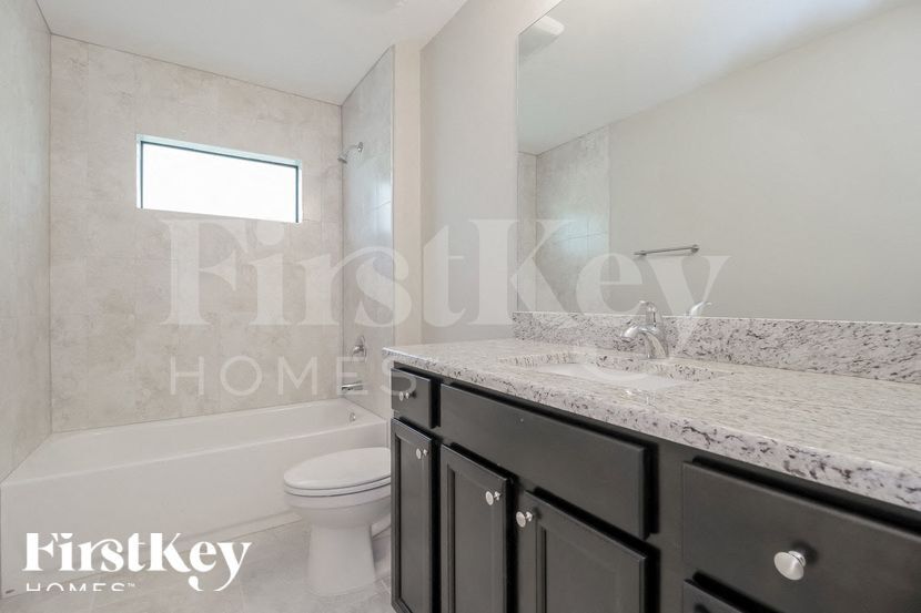 Building Photo - 446 Rayford St