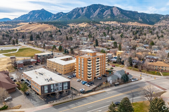 Building Photo - San Marco North Condominium