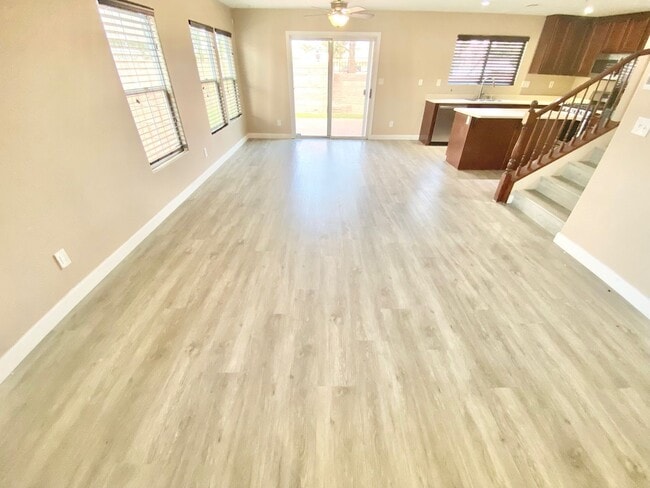 Building Photo - STUNNING 2 STORY HOME 3 BEDROOM 2.5 BATH W/ ONE CAR GARAGE IN A GATED COMMUNITY!