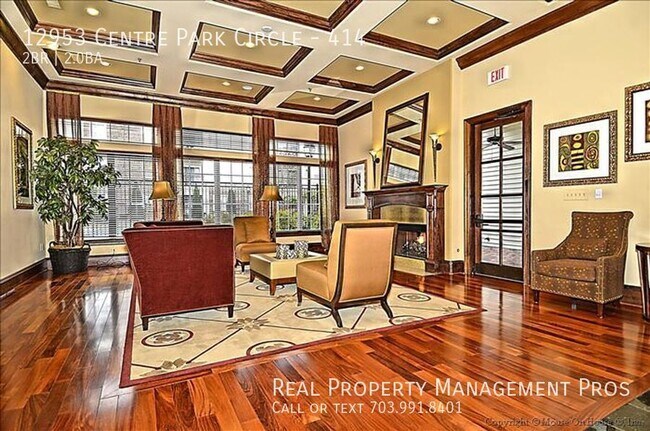 Building Photo - 12953 Centre Park Cir