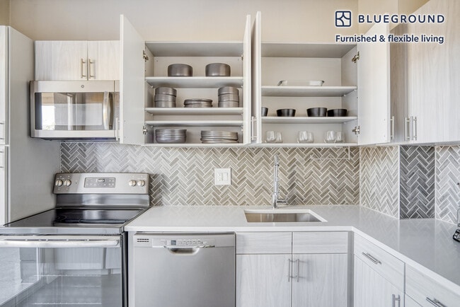 Building Photo - 10 Emerson St