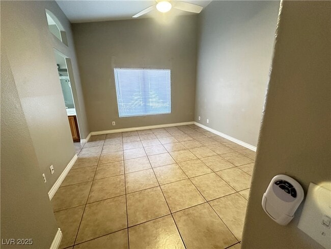 Building Photo - 4426 Cinema Ave