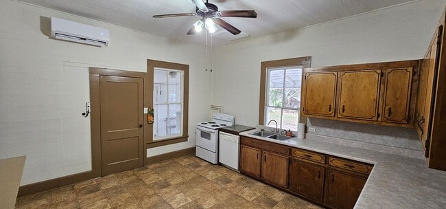 Building Photo - Enjoy a piece of history in this Vintage Farm House