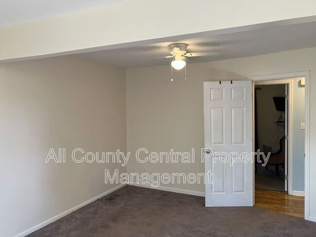 Building Photo - 1581 Druid Hill Dr