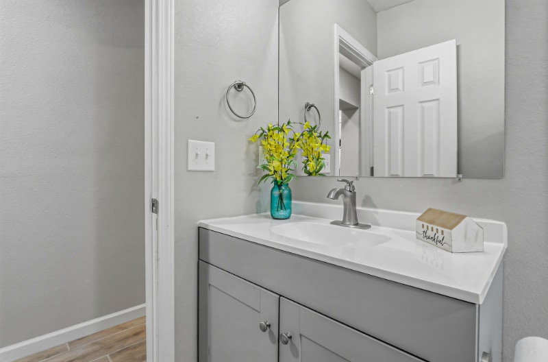 Building Photo - 9207 Santa Rosalia Ct