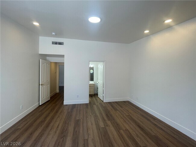 Building Photo - 2538 Furnace Creek Ave