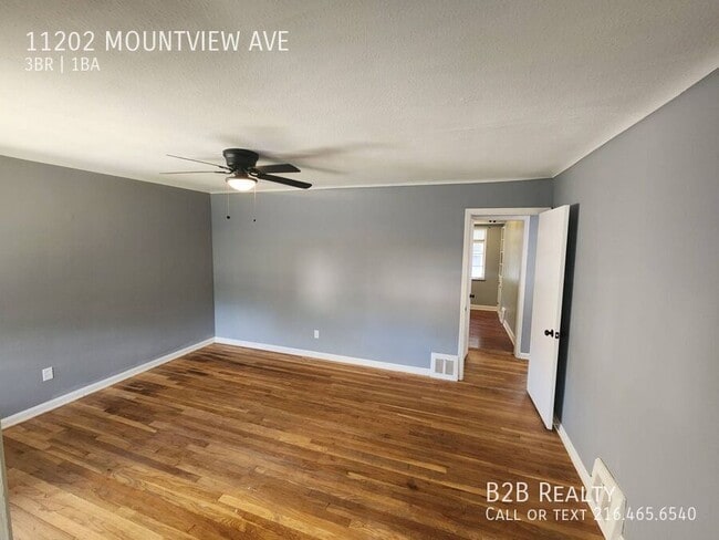 Building Photo - 11202 Mountview Ave