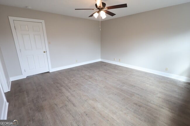 Building Photo - 1985 Briarcliff Rd