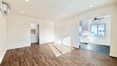 Building Photo - 1433 Meadowbrook Ave