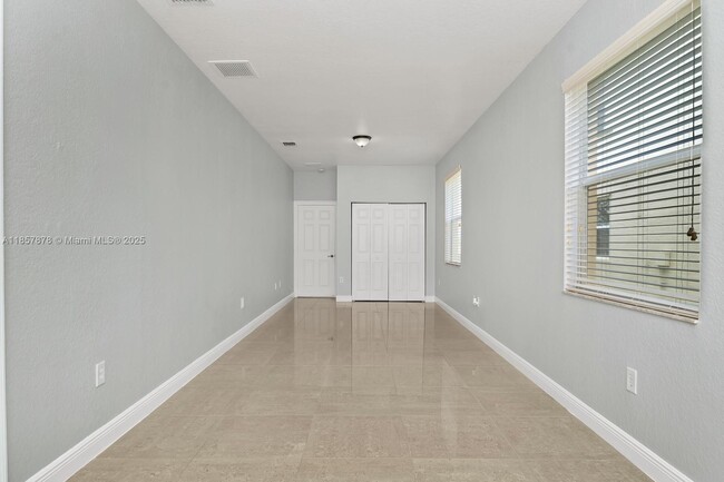 Building Photo - 4376 SW 179th Way