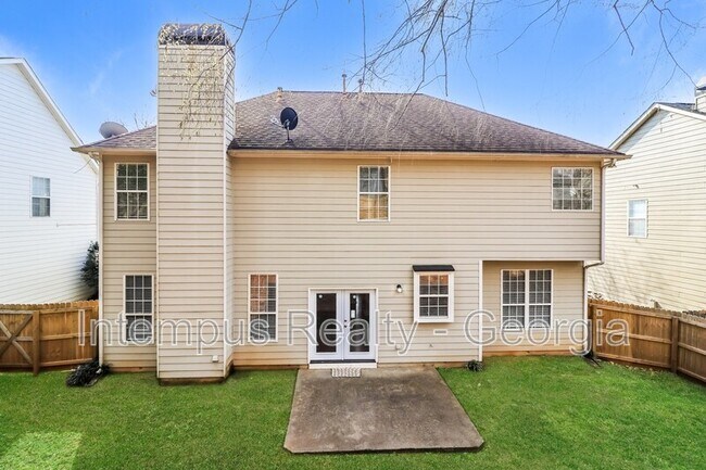 Building Photo - 3620 Bancroft Main NW