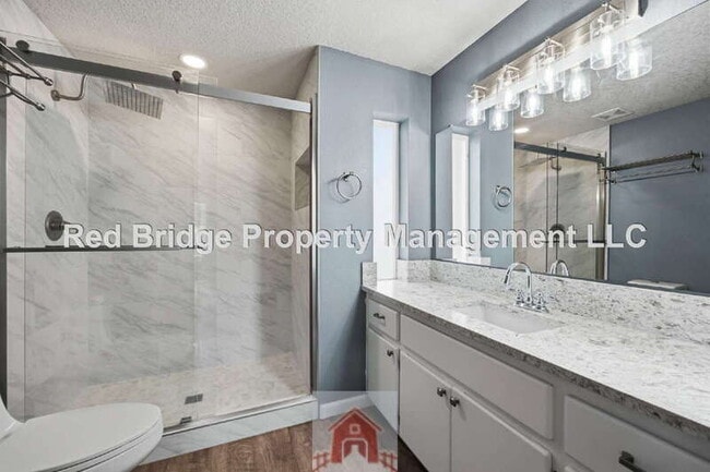 Building Photo - 13571 SW Uplands Dr