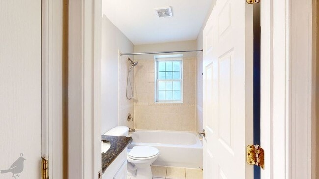 Building Photo - 330 Delafield Pl NW