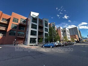 Building Photo - 3100 Huron St
