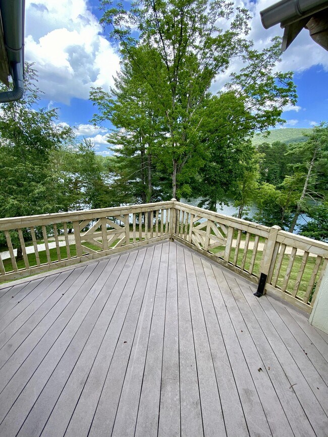 Building Photo - 65 Orvis Stone Cir