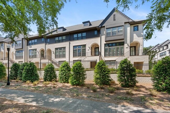 Building Photo - 134 Britten Pass