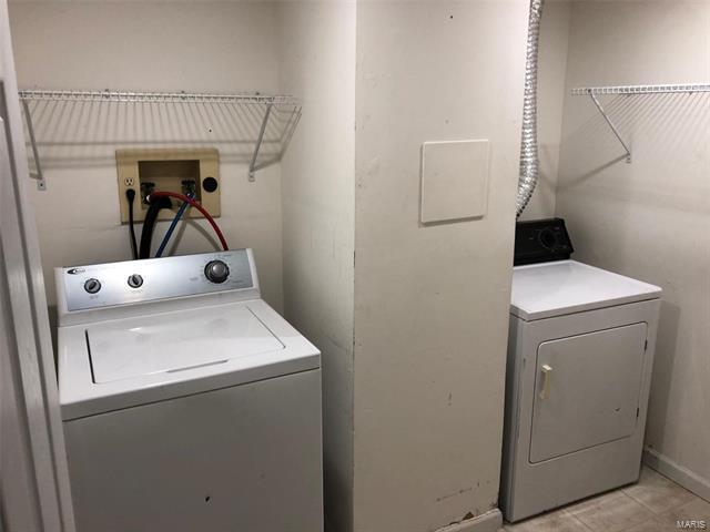 Building Photo - 29 Greenfield Dr