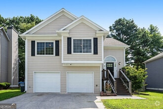 Building Photo - 2121 Cumberland Creek Trail SW