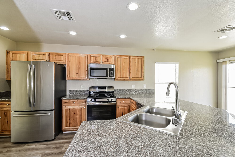 Building Photo - 1820 Loida Ct