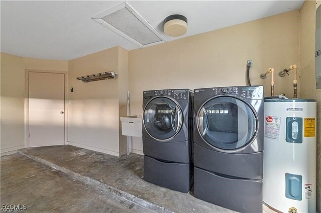 Building Photo - 1521 SE 1st Terrace