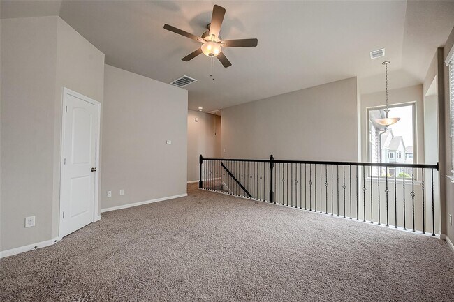 Building Photo - 2559 Terrace Point Dr