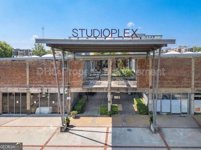 Building Photo - 659 Auburn Ave NE