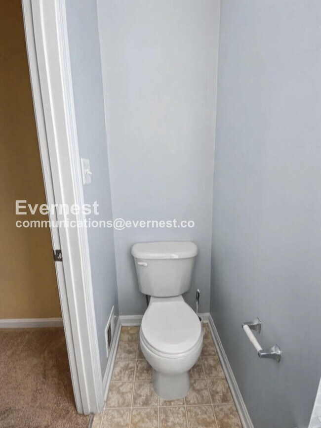 Building Photo - 129 Macon Dr