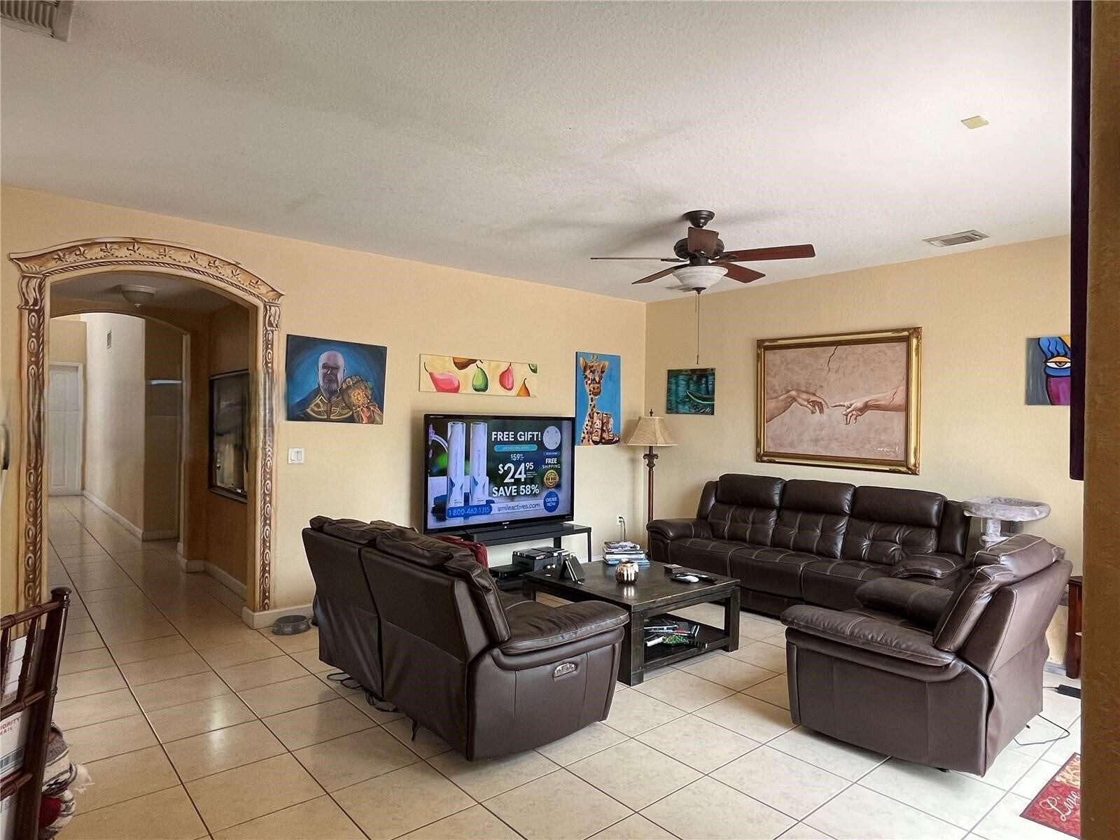 Building Photo - 9140 SW 153rd Ave