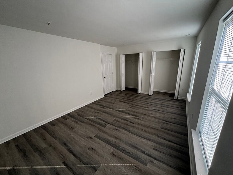 Building Photo - 9780 Bon Haven Ln
