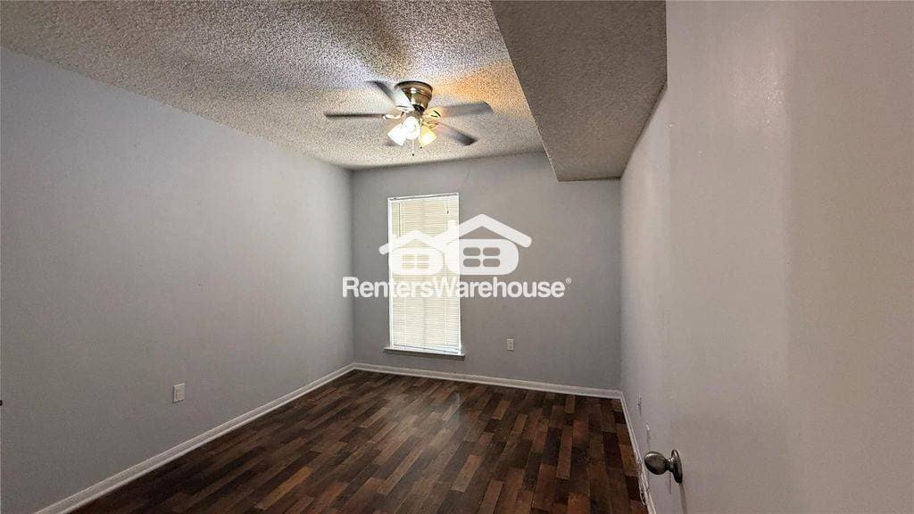 Building Photo - 250 El Dorado Blvd