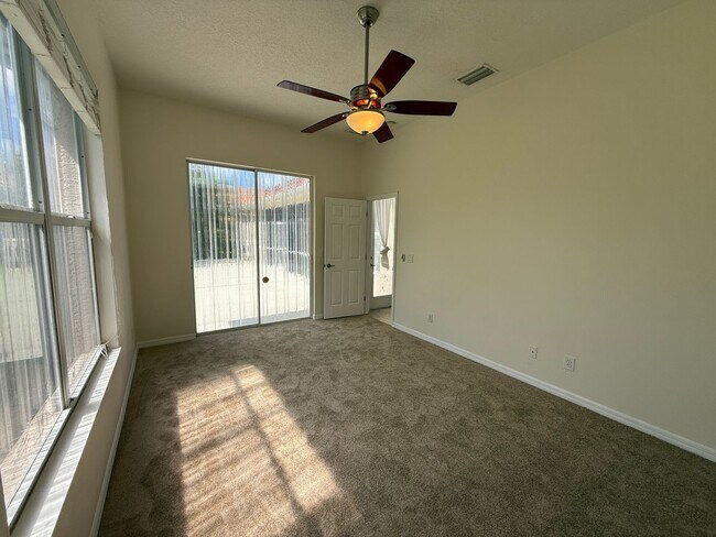 Building Photo - 4 Bedroom 3 Bath Single Family Home Laurel...