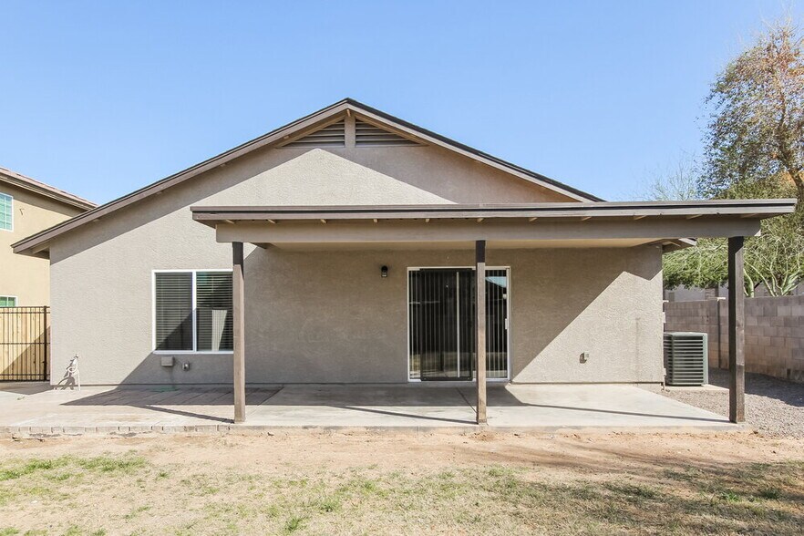 Building Photo - 5824 S 27th Dr