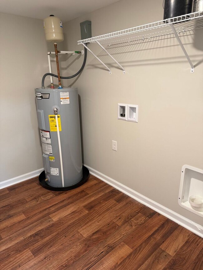 Building Photo - 3BR/2BA Fully Remodeled Home – Galivants Ferry