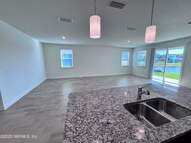 Building Photo - 11156 Spring Meadows Road Unit