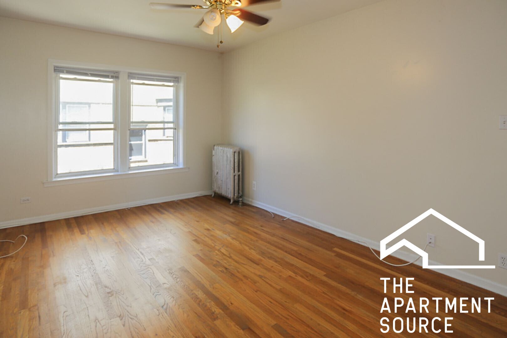 Building Photo - 3914 N Pine Grove Ave