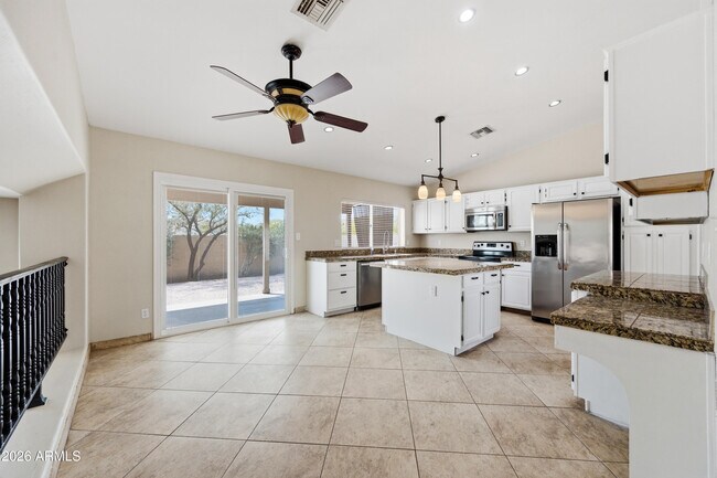 Building Photo - 2743 E Verbena Dr