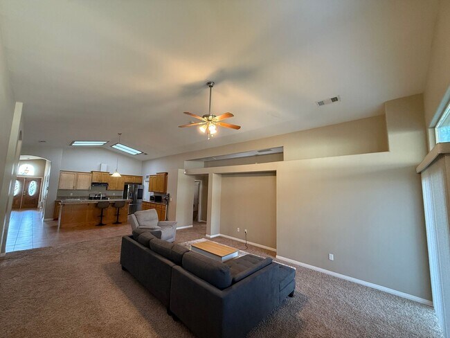 Building Photo - Spacious home with Solar! MOVE IN SPECIAL