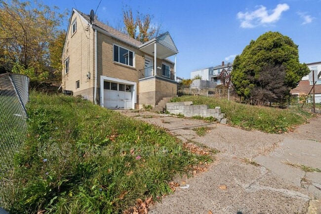 Building Photo - 1612 Patterson St