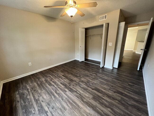 Building Photo - 3817 NW Mediterranean Ln