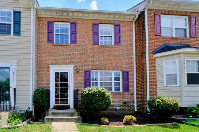 Building Photo - 3 bedroom 2.5 Bath In Oxon Hill Ready for ...