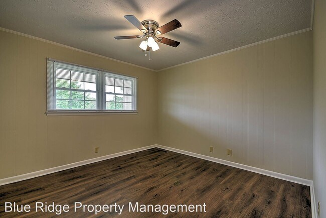Building Photo - 932 Kendrick Creek Rd