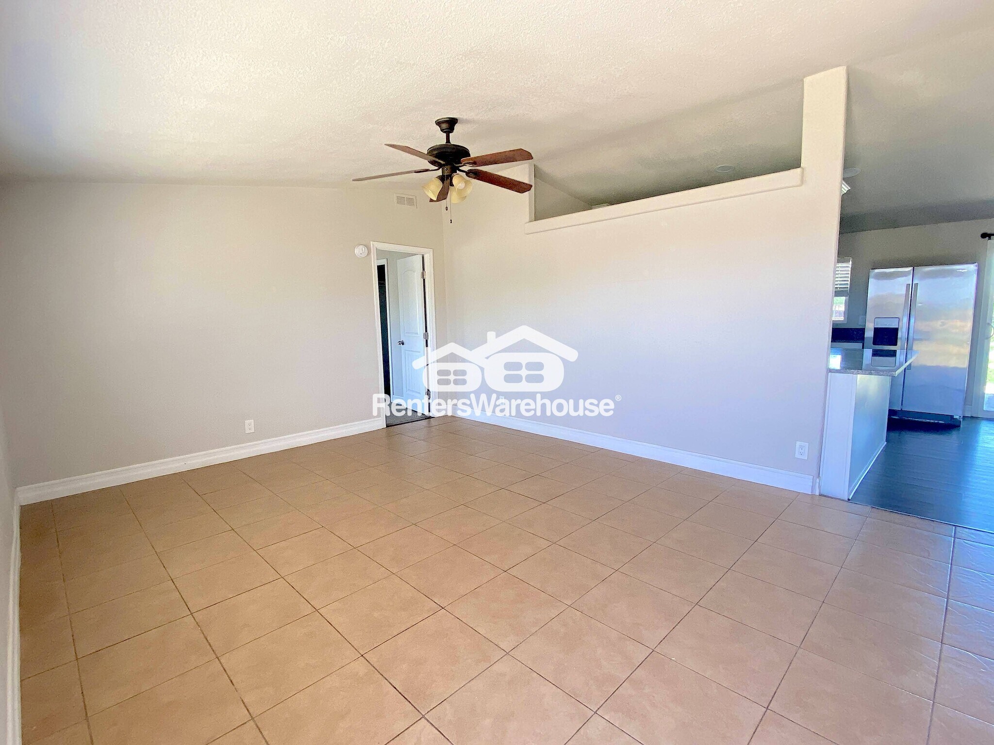 Building Photo - 39942 N Kennedy Dr