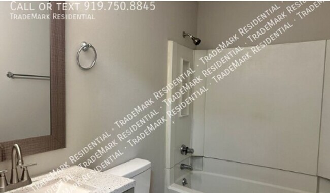 Building Photo - 4724 Hoyle Dr