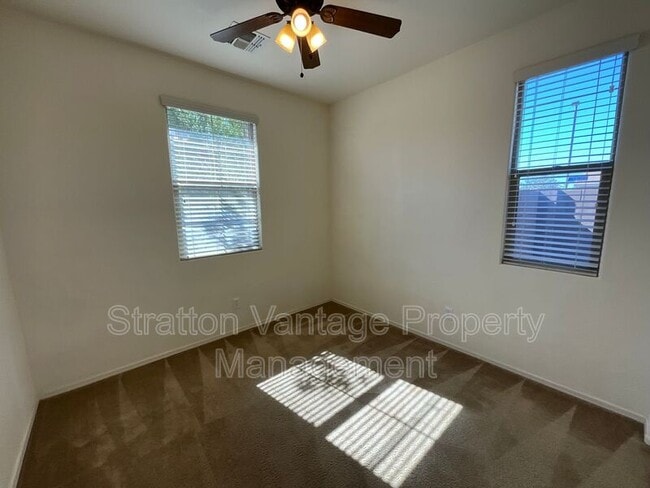 Building Photo - 3432 E Russell St