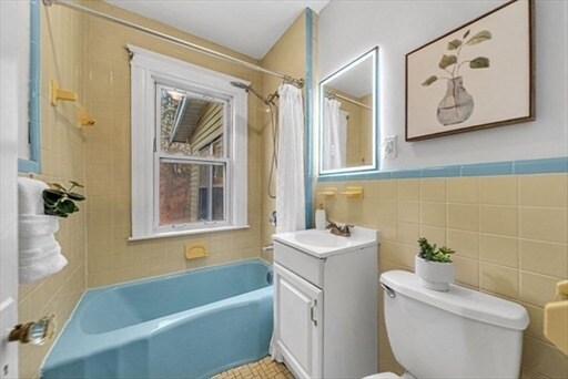 Building Photo - 628 Boylston St