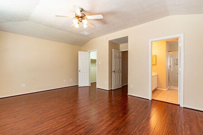 Building Photo - 25227 Boulder Bend Ln