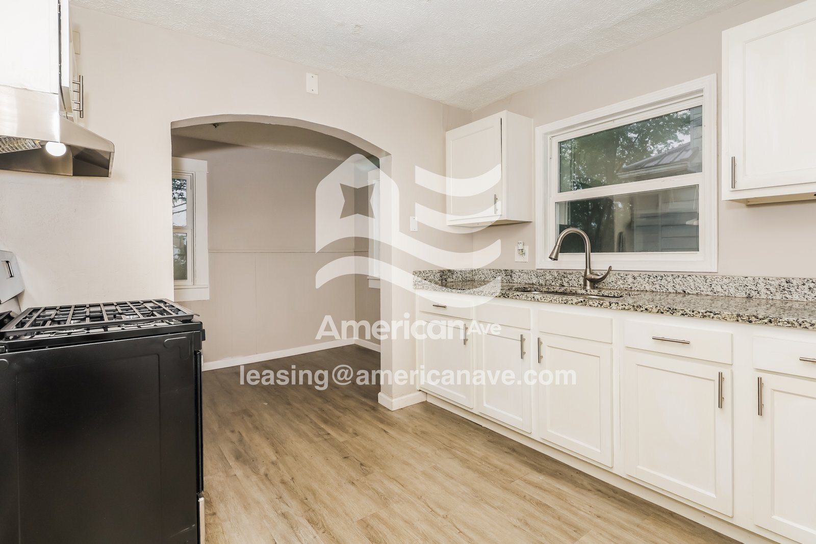 Building Photo - 329 Pointview Ave